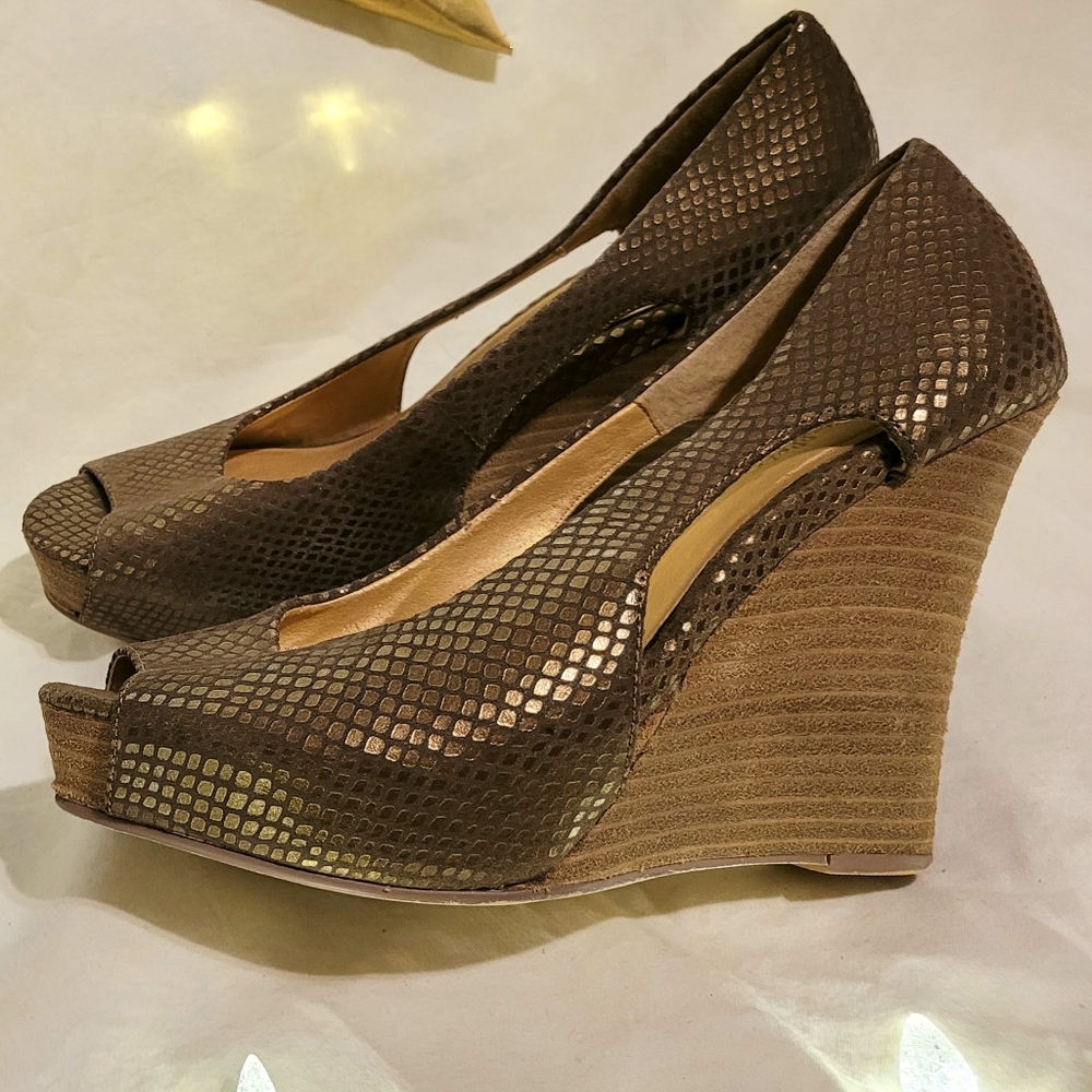 Seychelles Bronze Snake Skin Platform Wedges